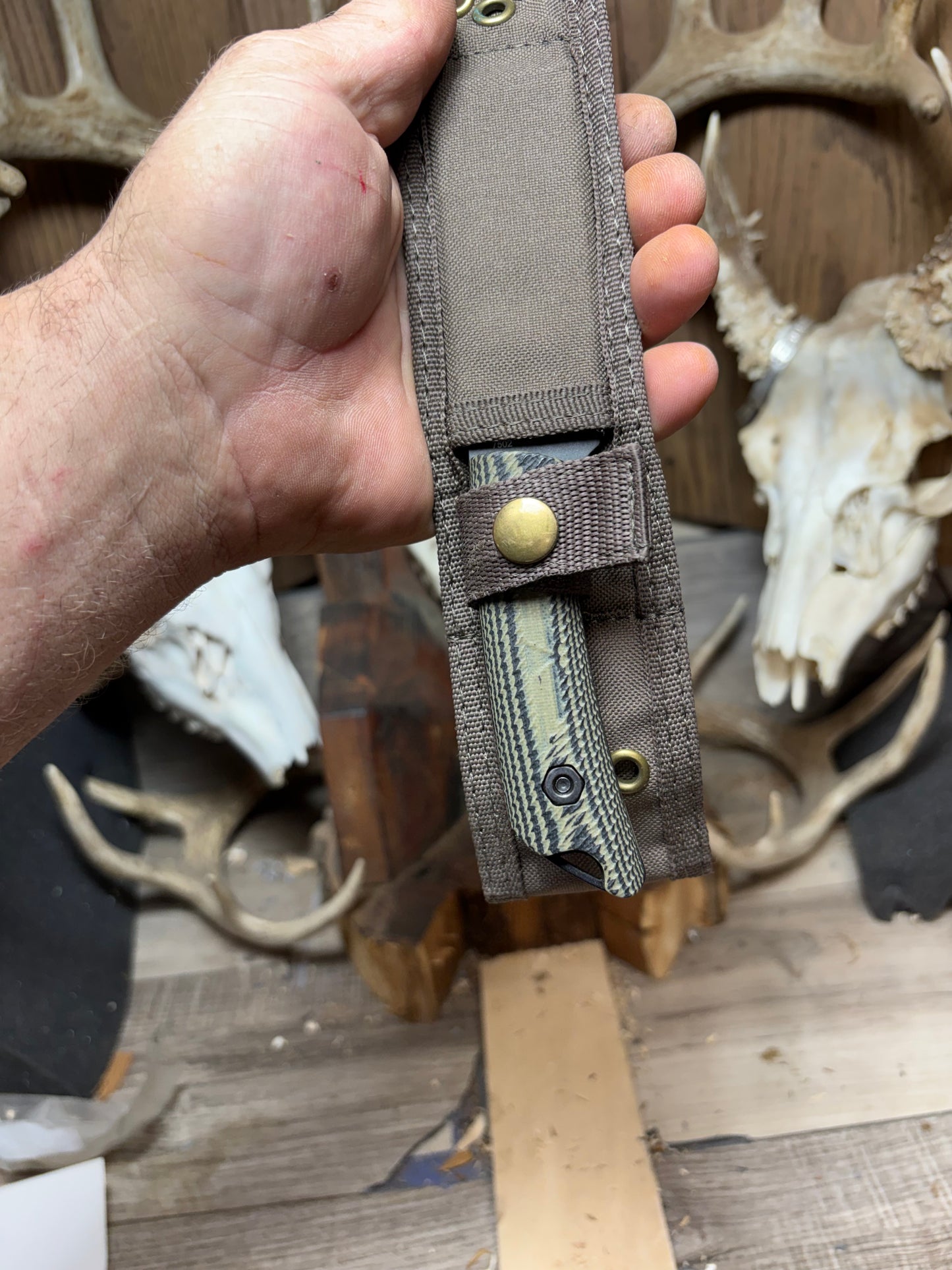 KA-BAR: Jarosz Globetrotter -G10 Handles (Knife NOT Included)