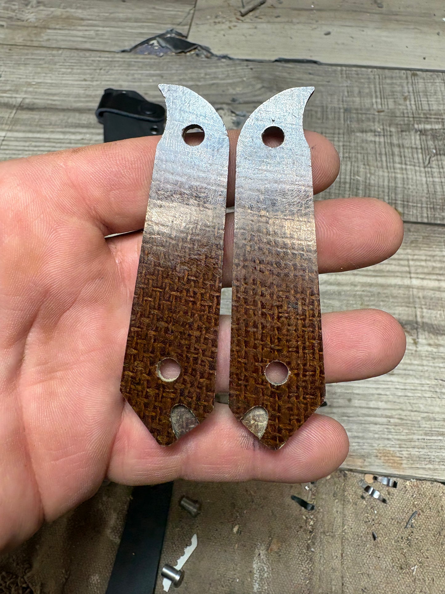 Kizer Harpoon Micarta Handles