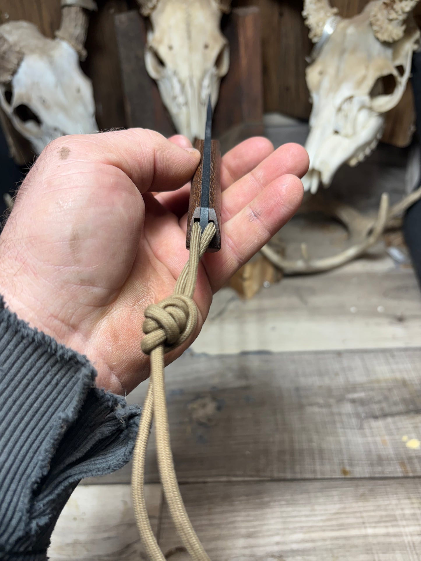 Kizer Harpoon  Micarta Handles