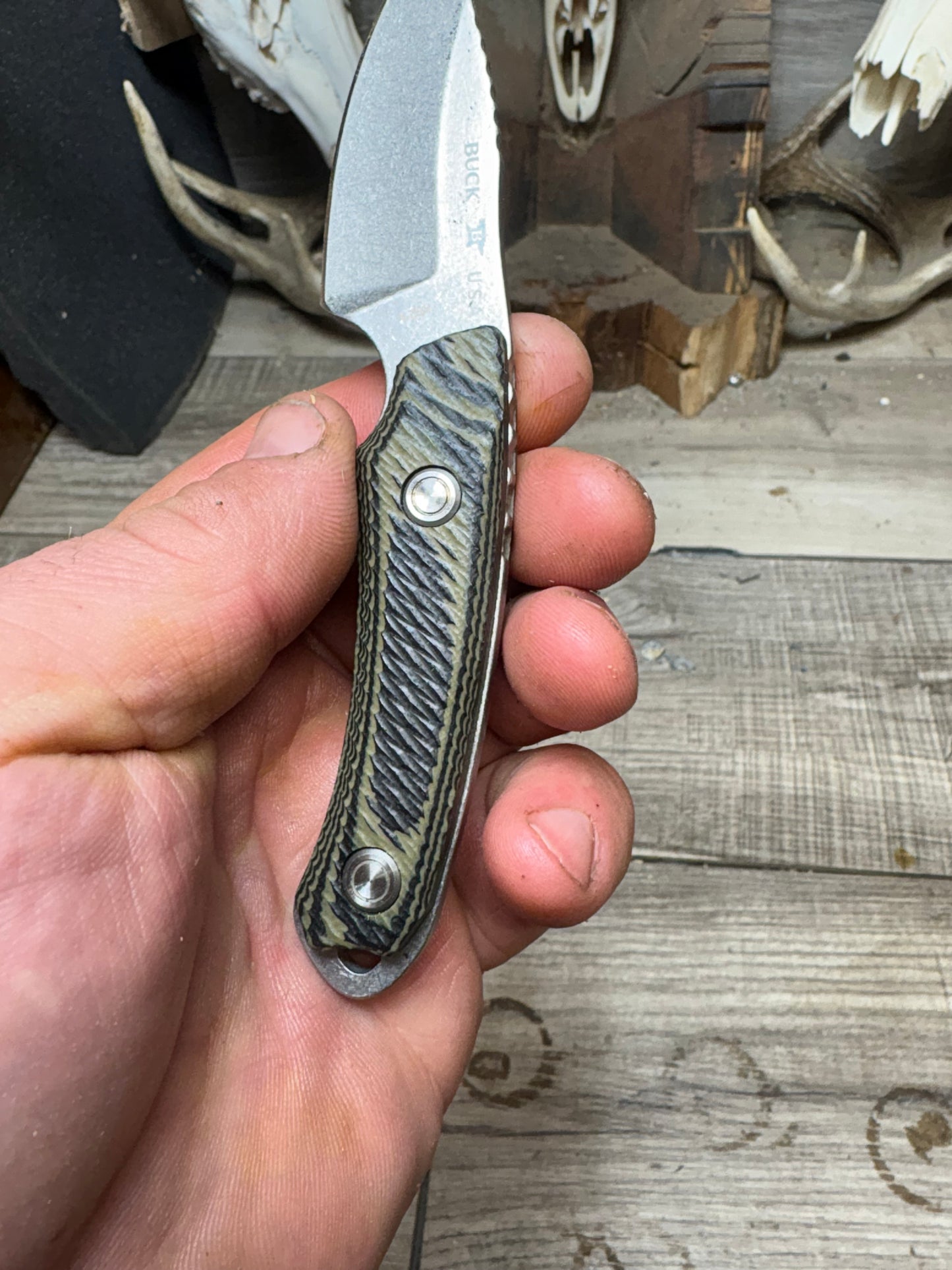 Buck Knives 662 Scout G10 Handles