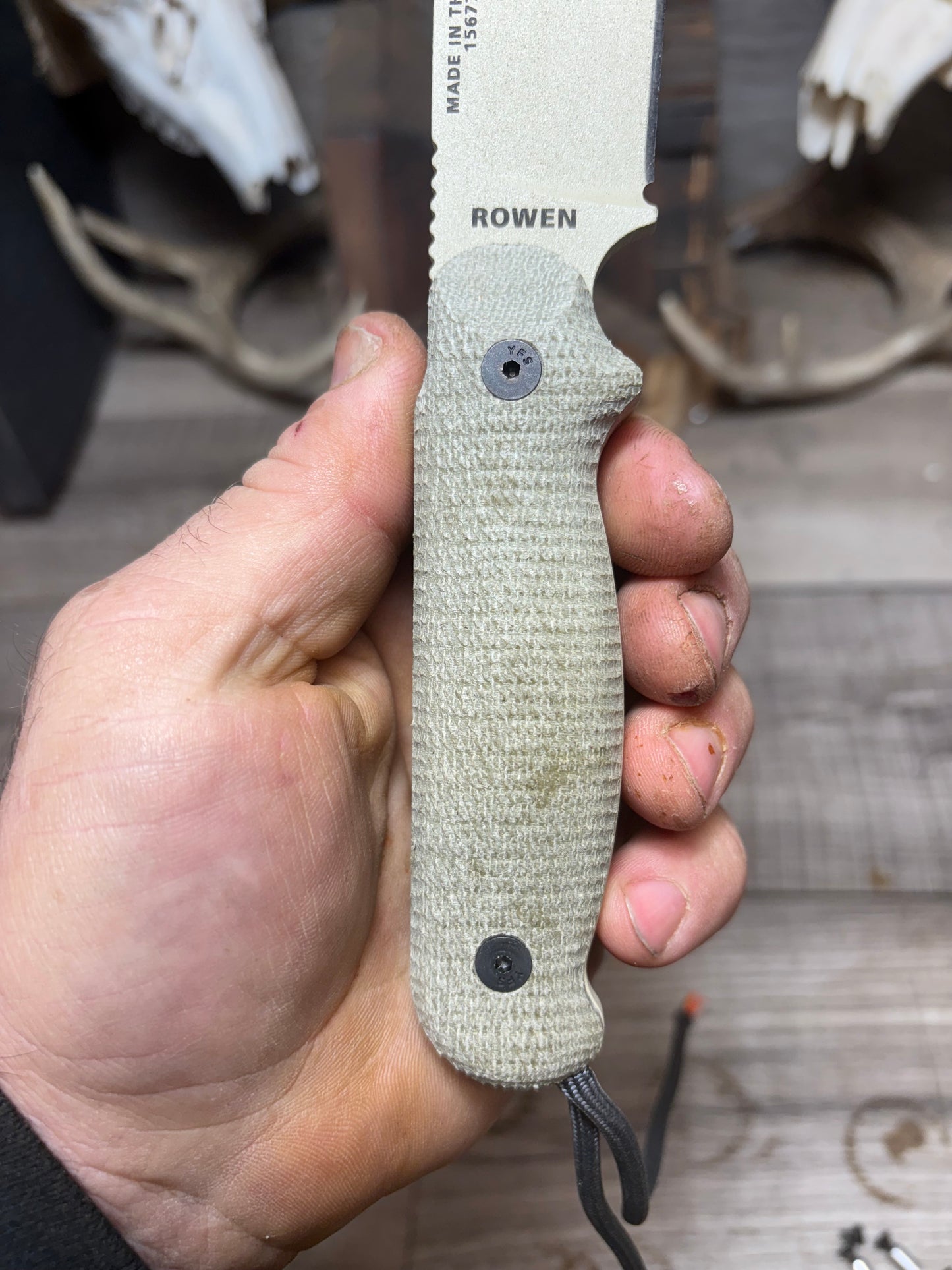 Esee Laser Strike Handles Hidden Lanyard hole