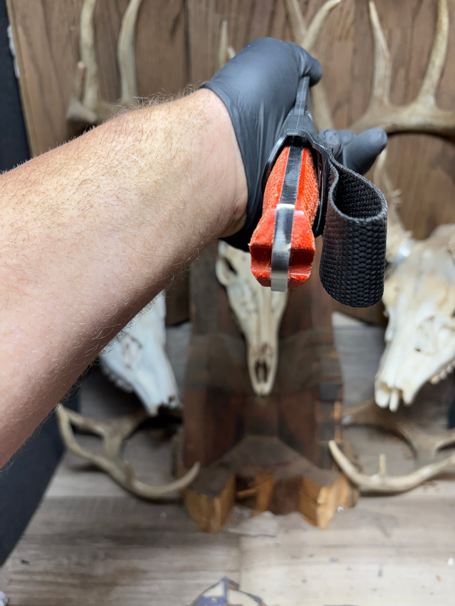 Fallkniven S1X  Handles