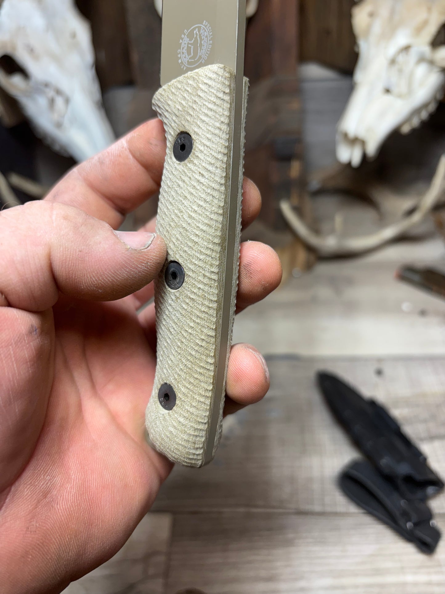 White River Knives Ursus 45 Linen Micarta Handles