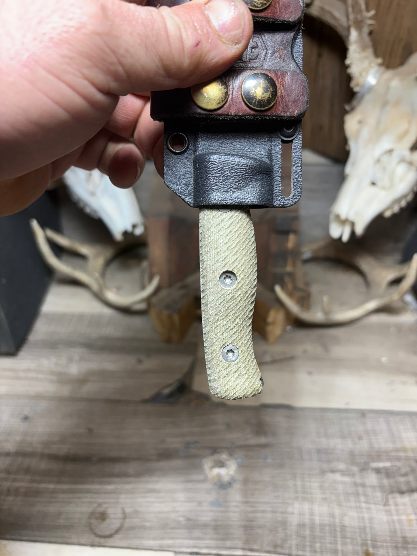 White River Ursus Cub Handles Hidden Lanyard