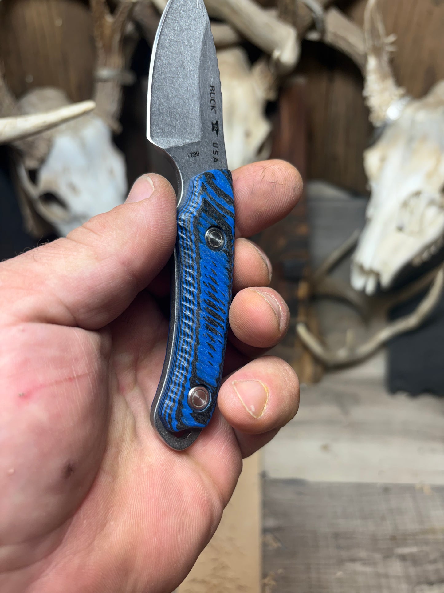 Buck Knives 662 Scout G10 Handles