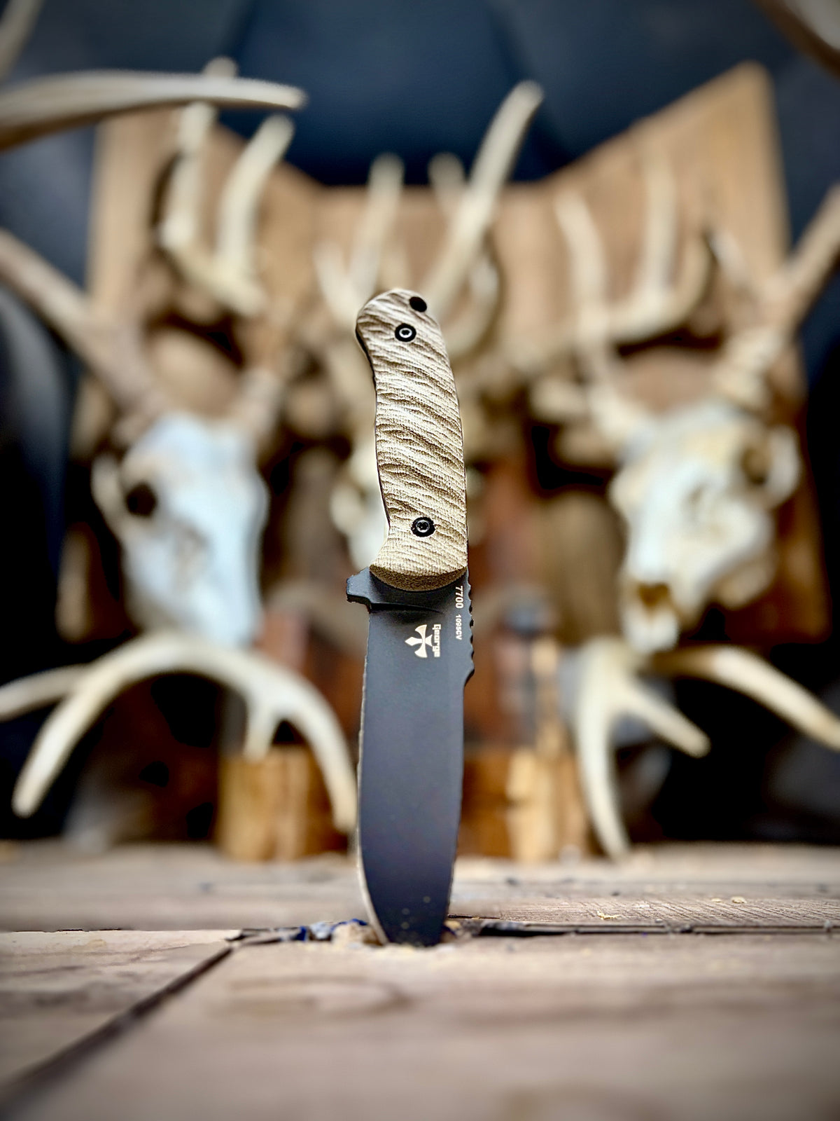 KA-BAR Les George Knives
