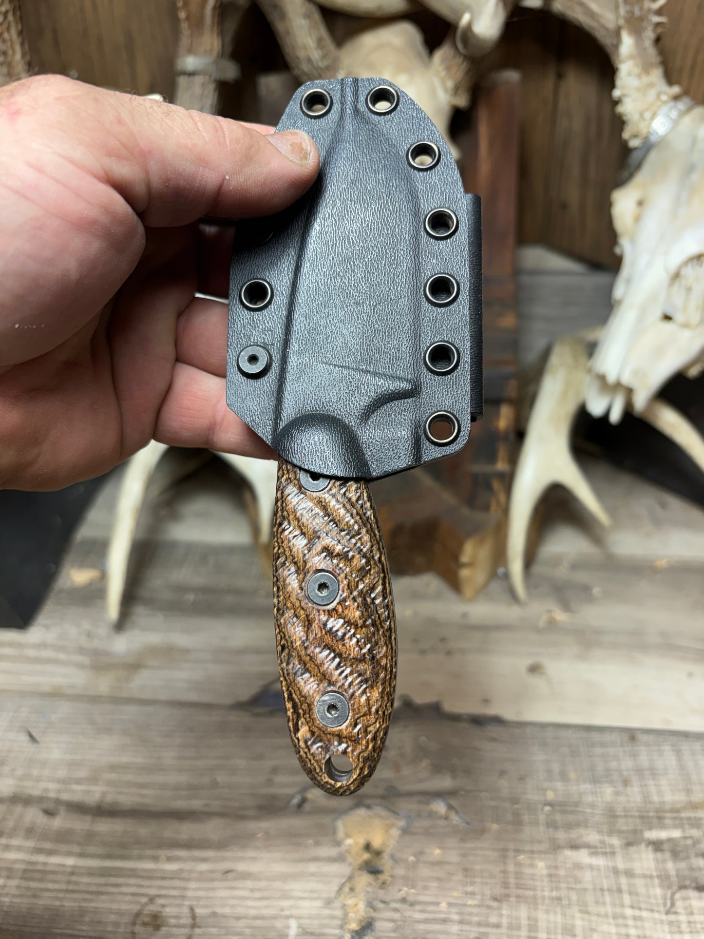 Esee Sencillo Dymalux Handles