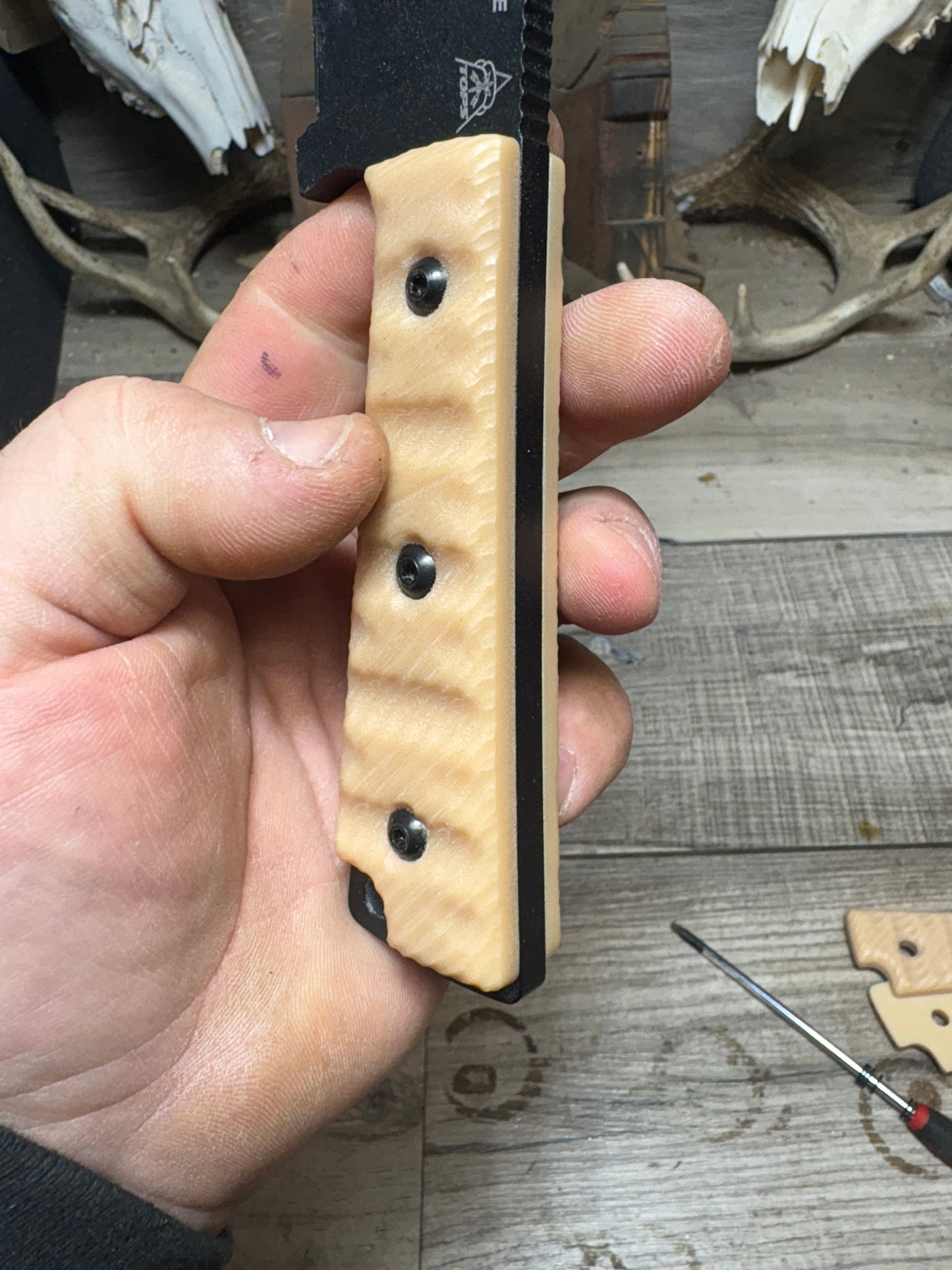 Tops Knives War Bowie Handles