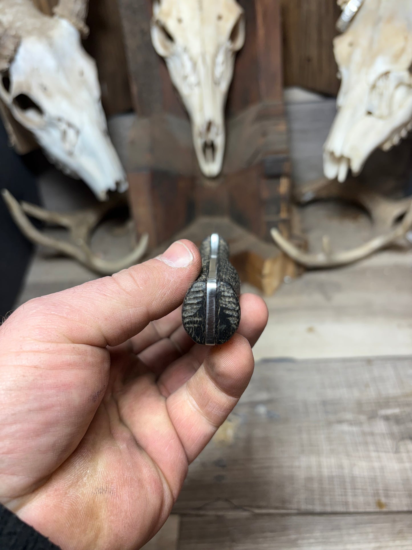 White River Knives Ursus Cub Burlap Micarta Handles