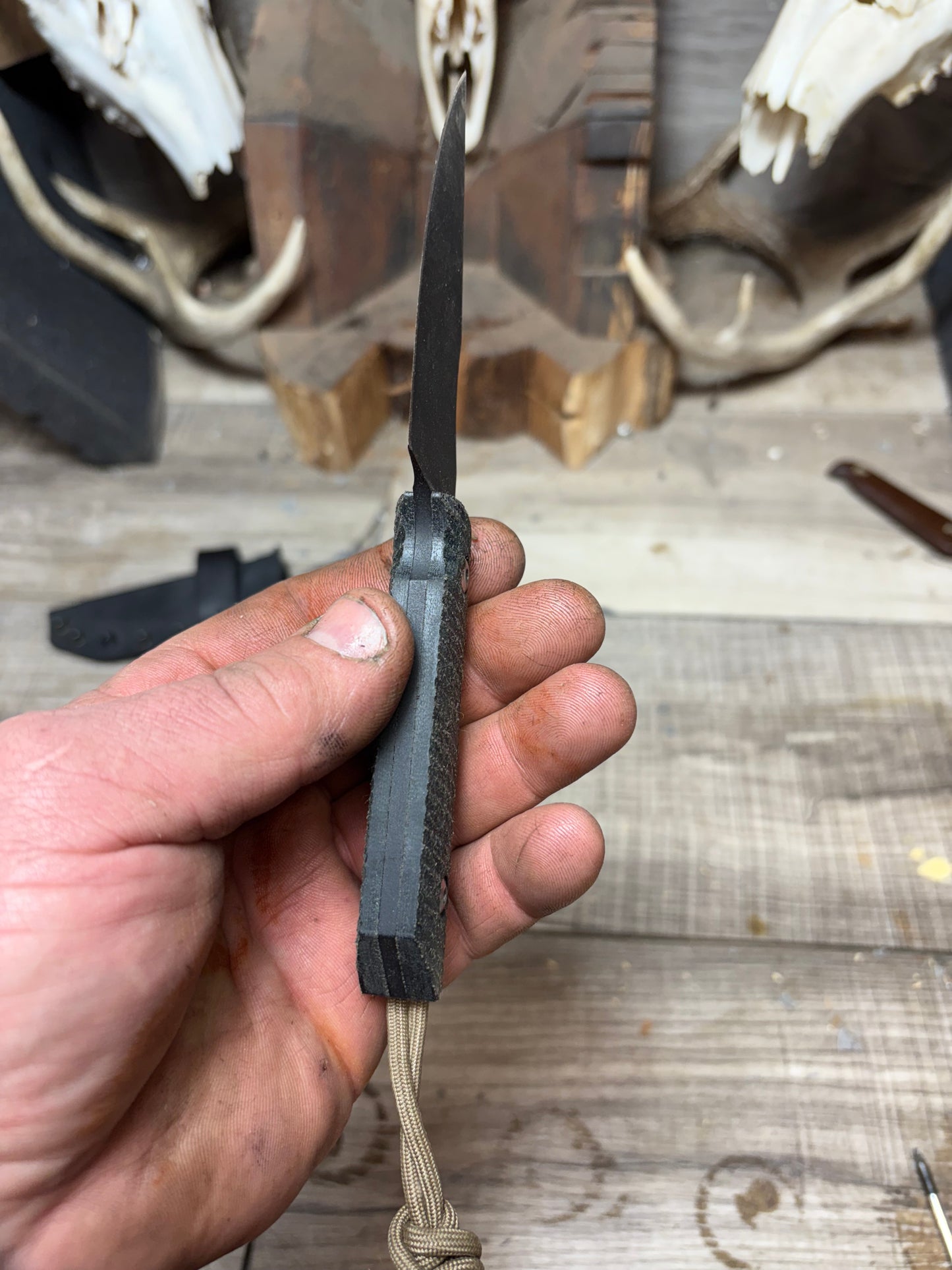 Kizer Harpoon  Micarta Handles