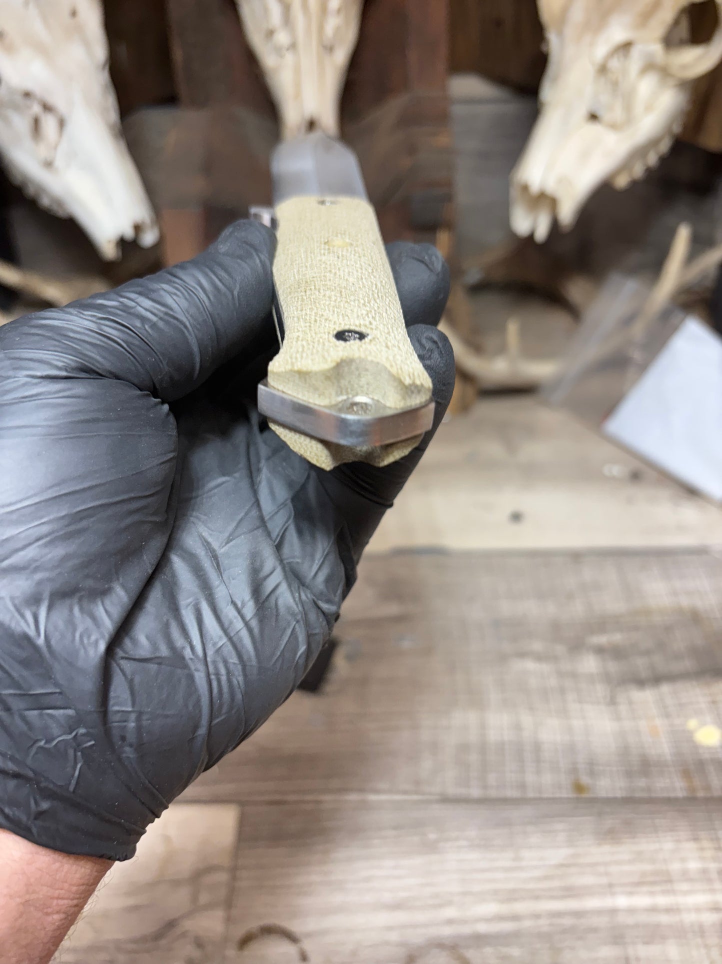 Fallkniven S1X  Handles