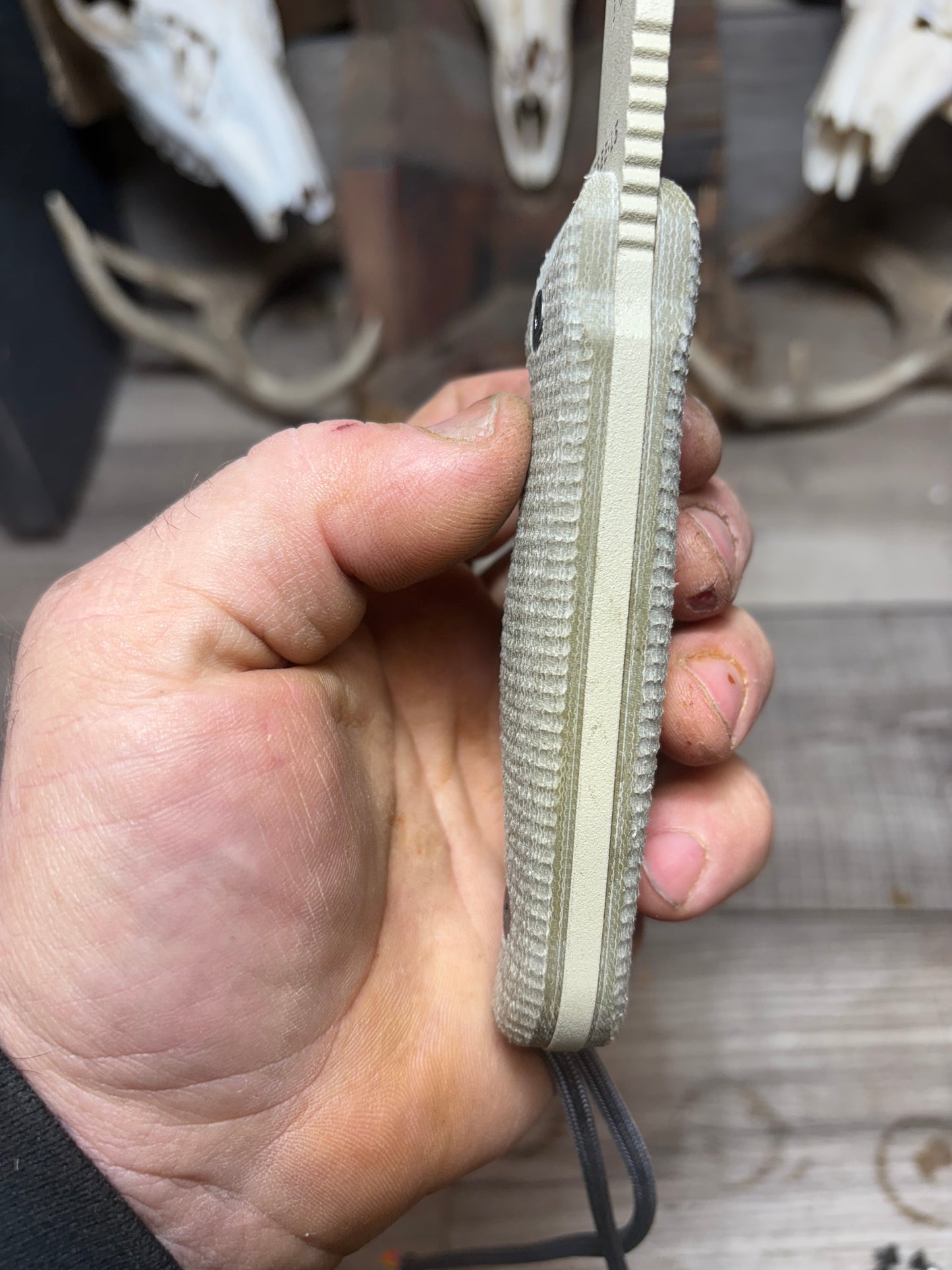 Esee Laser Strike Handles Hidden Lanyard hole