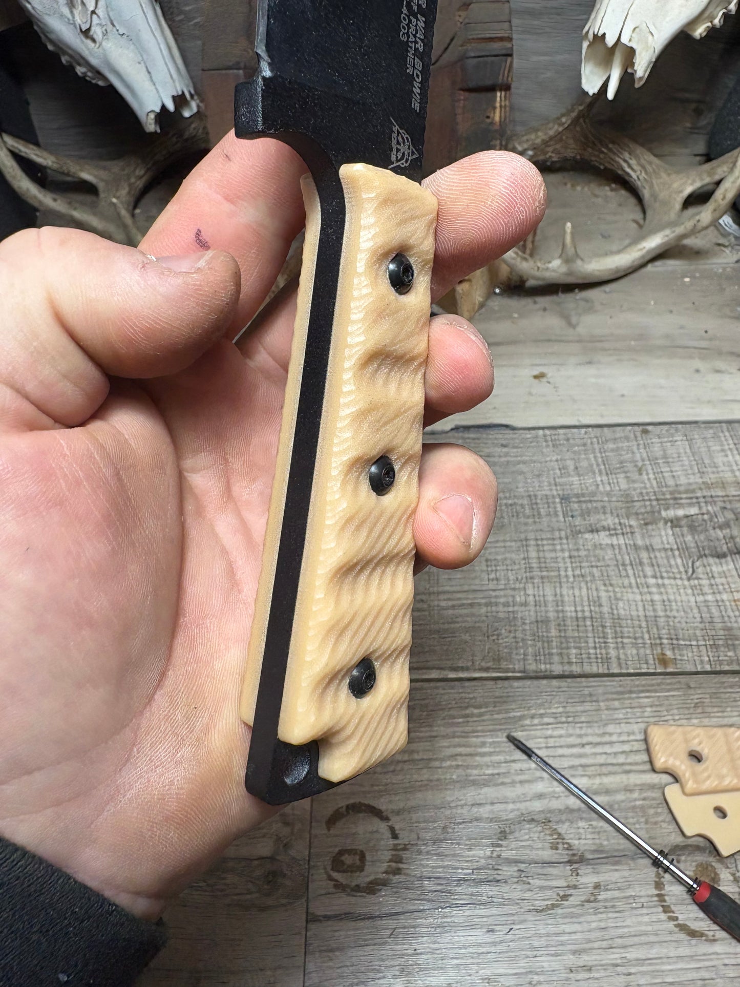 Tops Knives War Bowie Handles