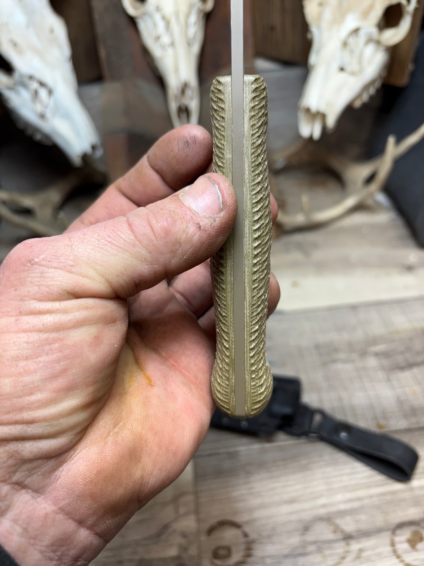 White River Knives Ursus 45 Canvas Micarta Handles