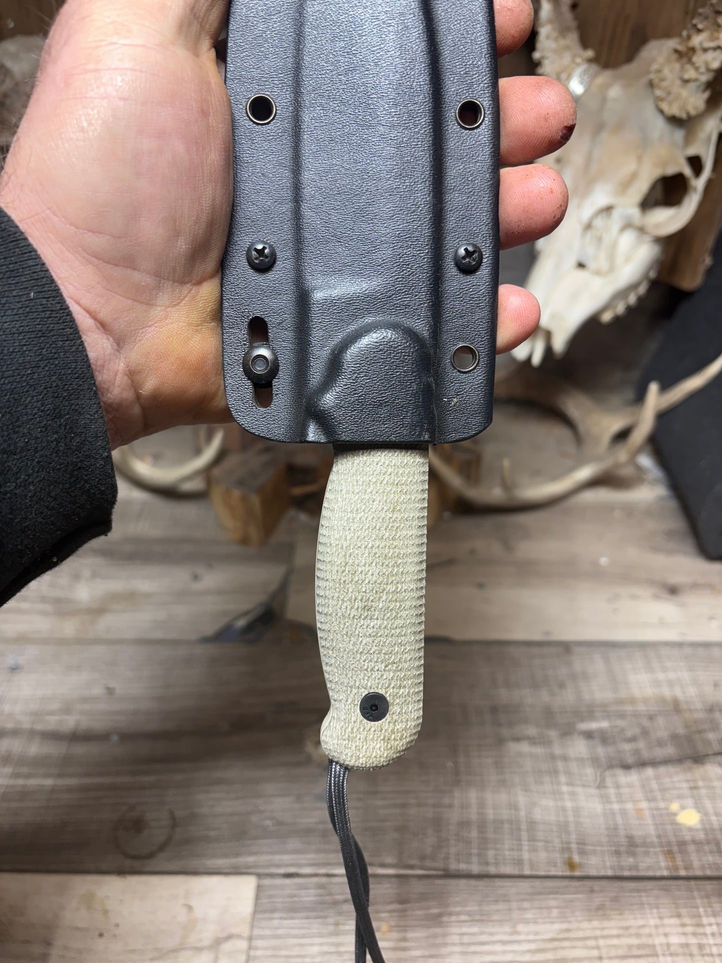 Esee Laser Strike Handles Hidden Lanyard hole