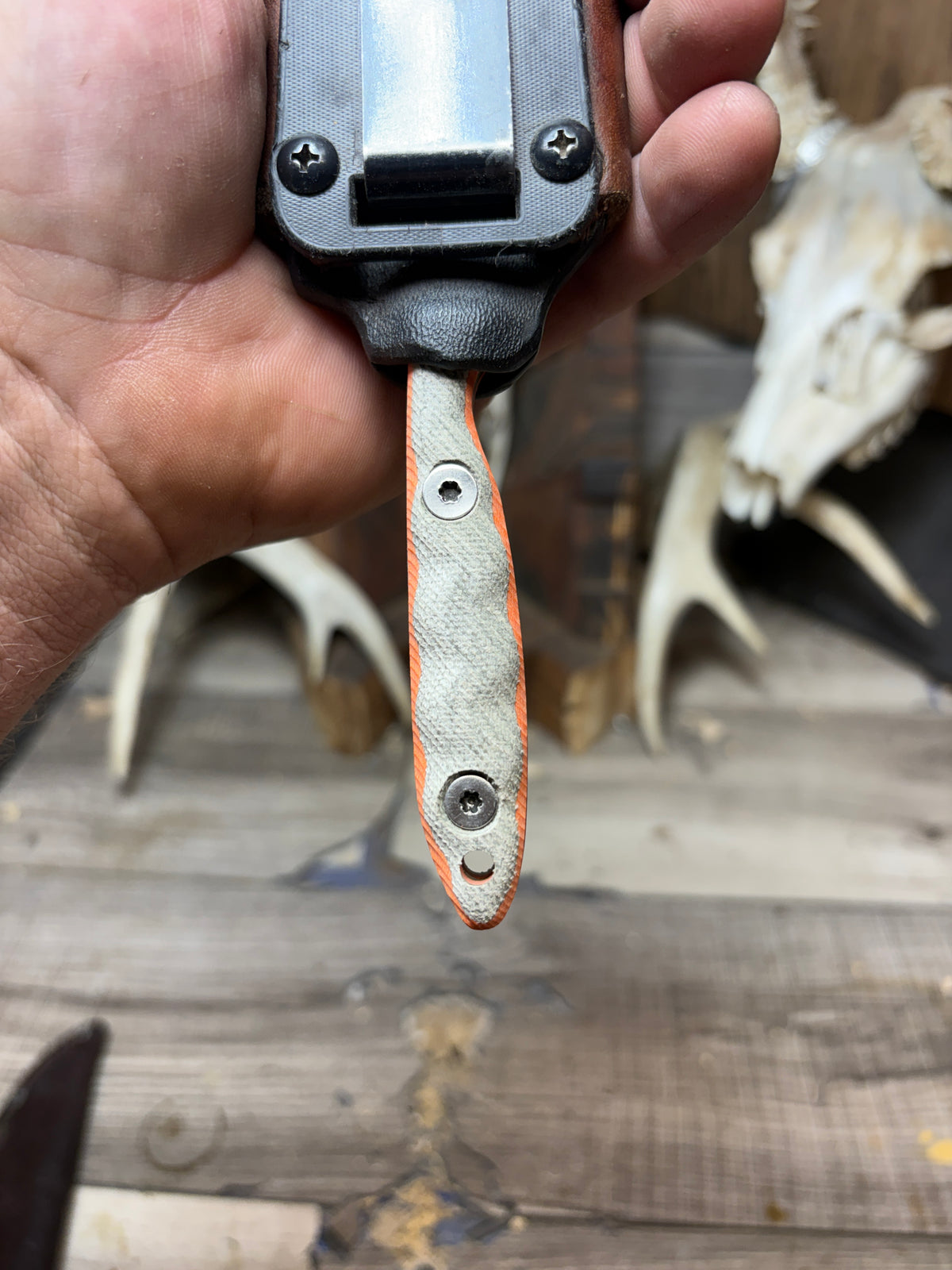 Esee CR2.5 G10 Handles