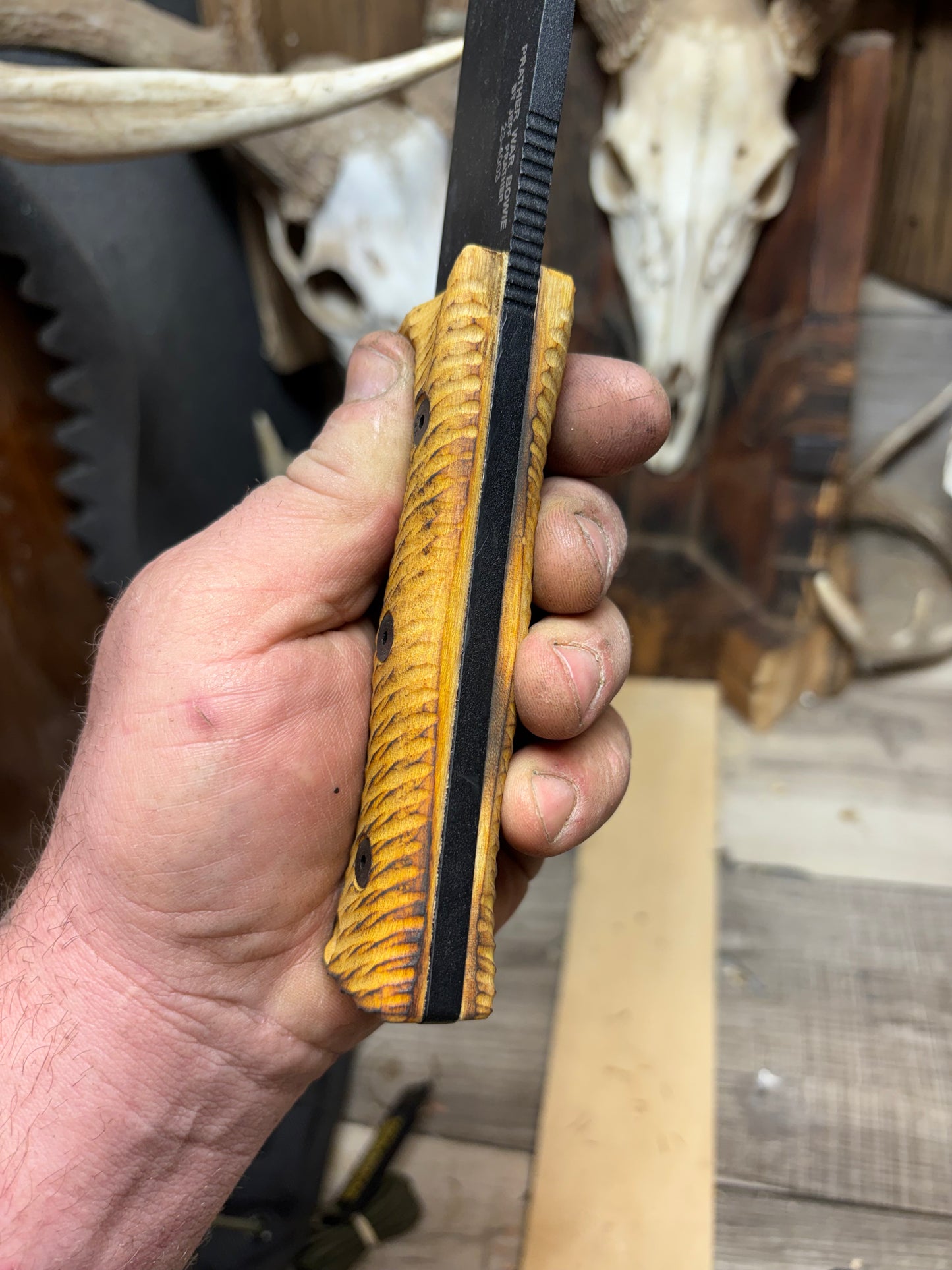 Tops Knives War Bowie V2 Handles